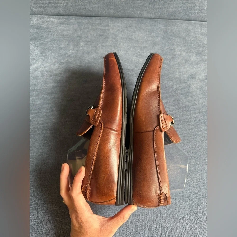 Stacy Adams Brown Leather Loafers Mens SZ 9.5M Slip On Chain Accent Professional